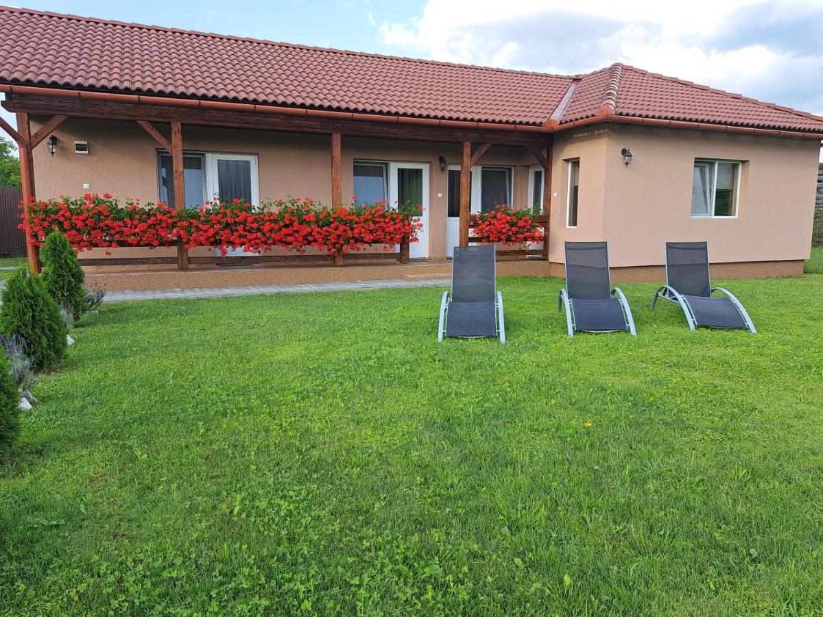 Villa Lavender à Sovata Extérieur photo